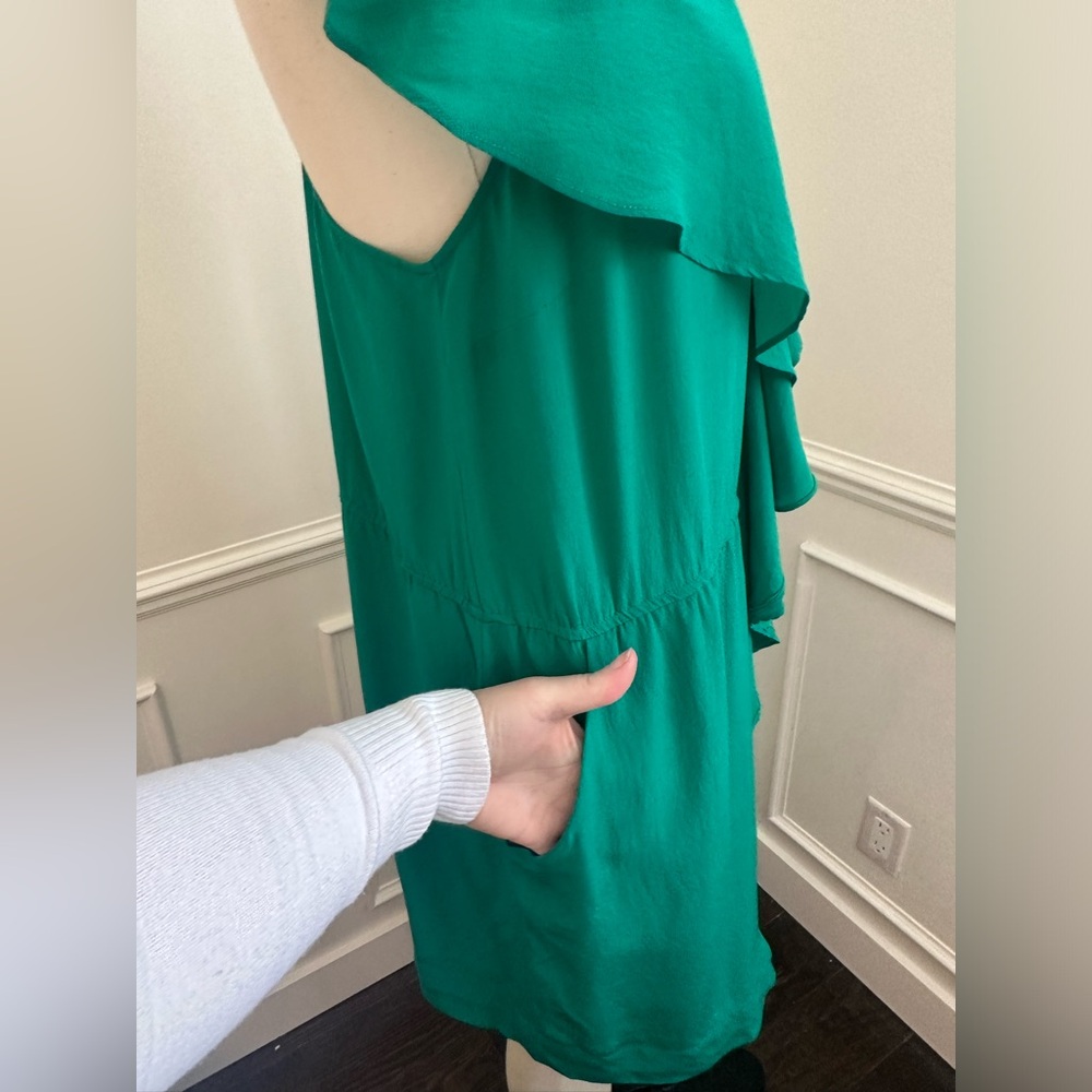 Chic Green silk Ruffle Dress - Picture 4 of 7